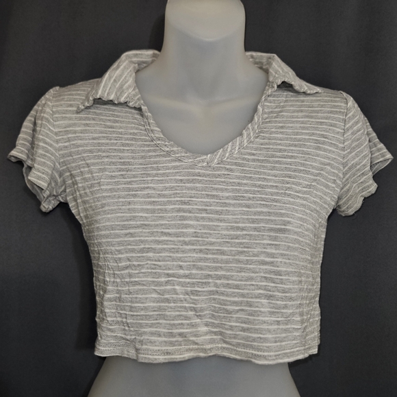 *FREE Crop Top - Picture 3 of 10